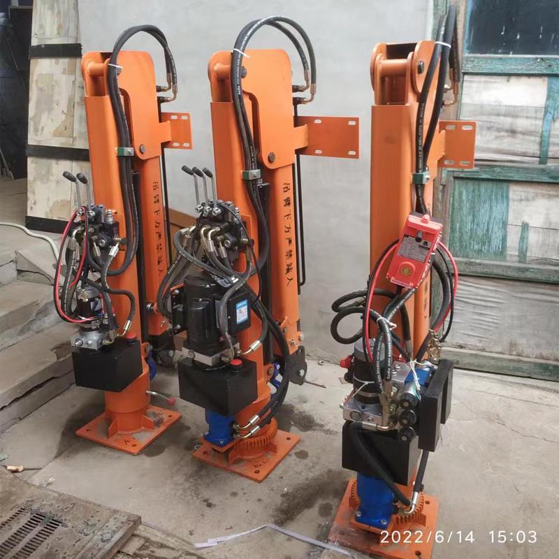 管城回族区重汽蓝牌随车吊 3.2吨 国六动力强 液压驱动 农用自卸起重机